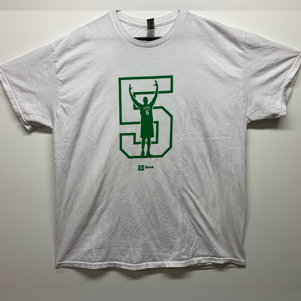 Boston Celtics Kevin Garnett Retirement Ceremony Number 5 SGA Jersey XL T-Shirt.
